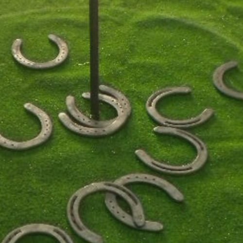 juego herradura Consiste en meterlas en el mástil clavado en tierra